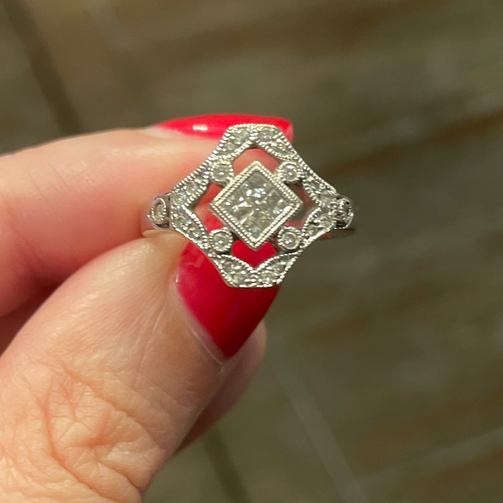 Vintage Style Diamond Ring